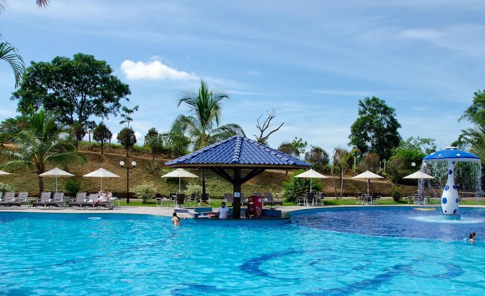 Colonial Plaza Hotel Pindamonhangaba Bagian luar foto