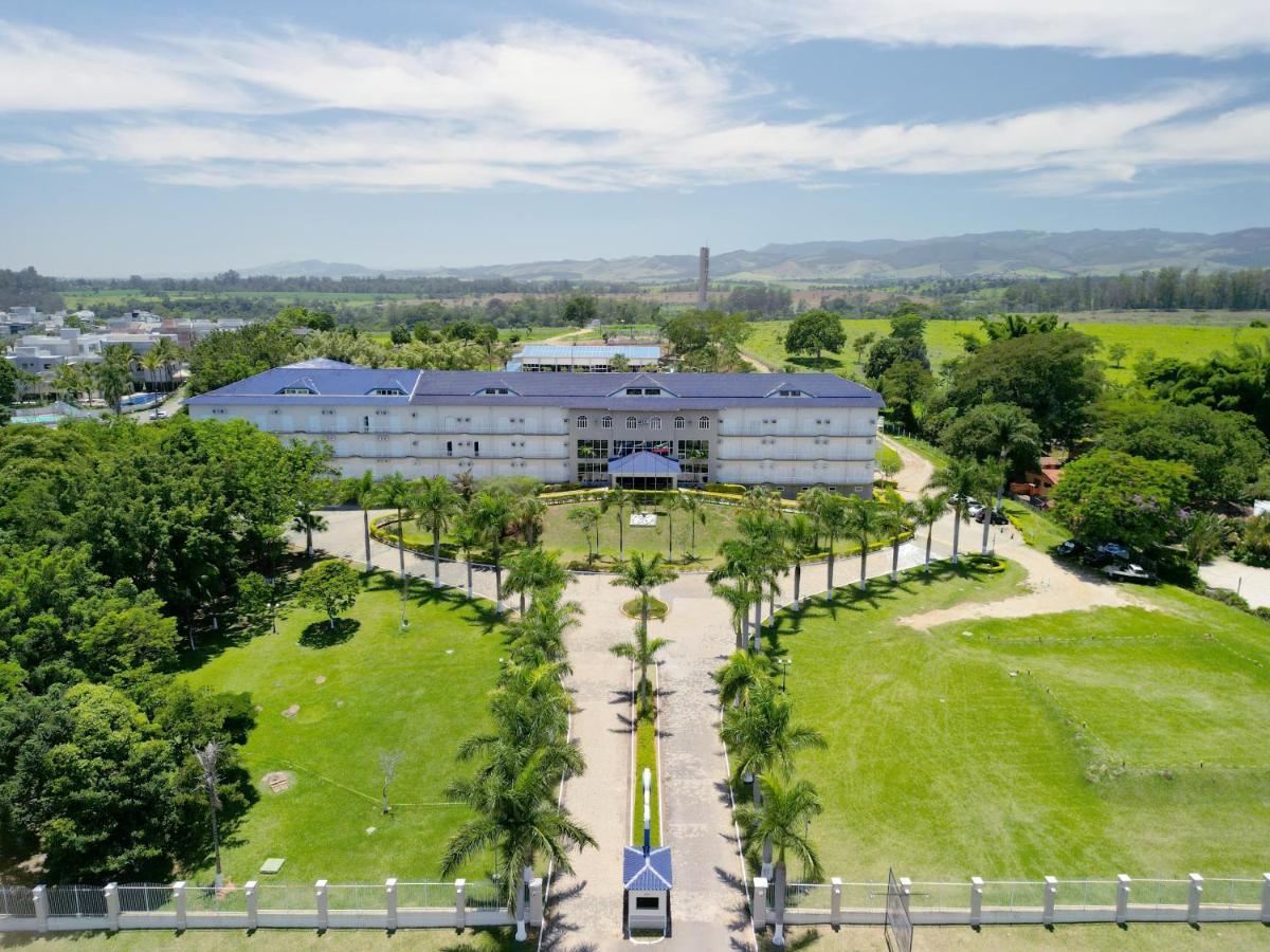 Colonial Plaza Hotel Pindamonhangaba Bagian luar foto