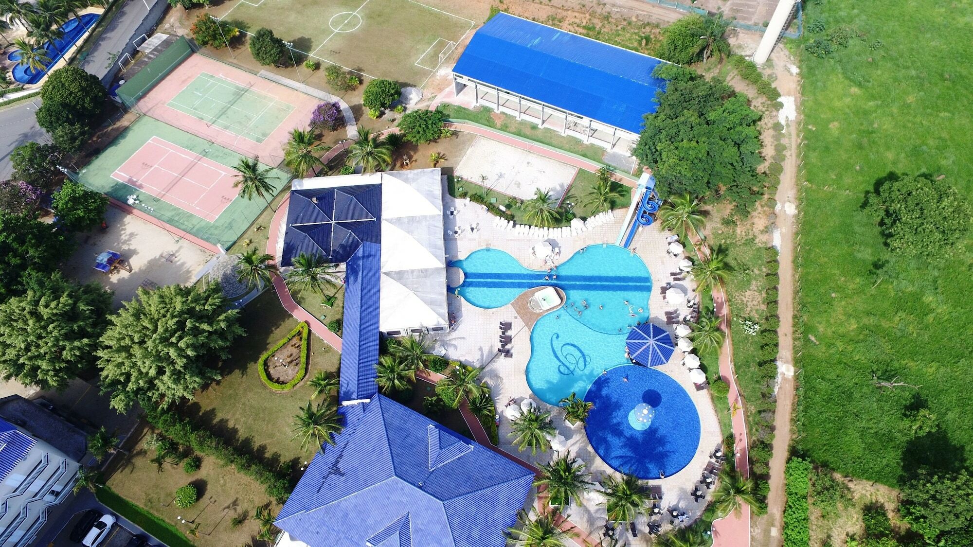 Colonial Plaza Hotel Pindamonhangaba Bagian luar foto
